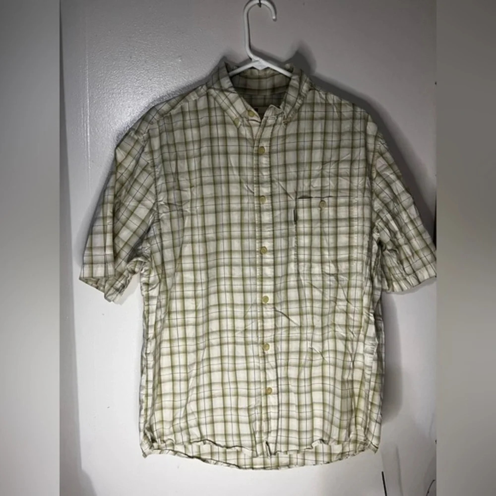 Men’s Woolrich Buttoned Down Shirt Medium